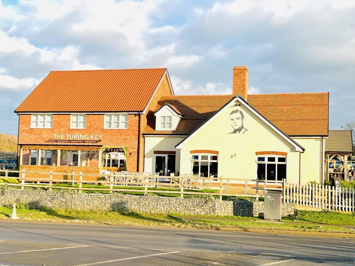 Lovely 2 Bedroom House Milton Keynes Bletchley Exterior photo